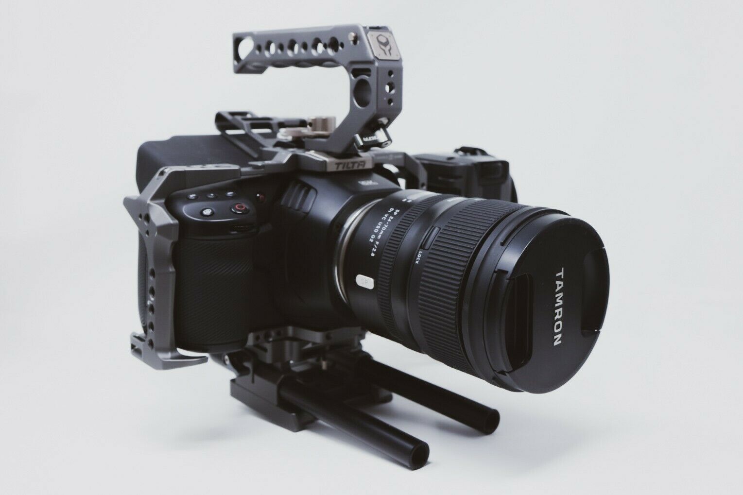 Blackmagic Pocket Cinema Camera 4K Kit mit Standard Zoom Objektiv